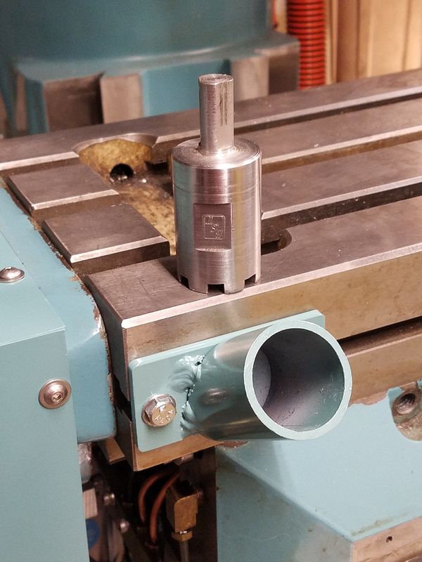 Knee Socket Holder