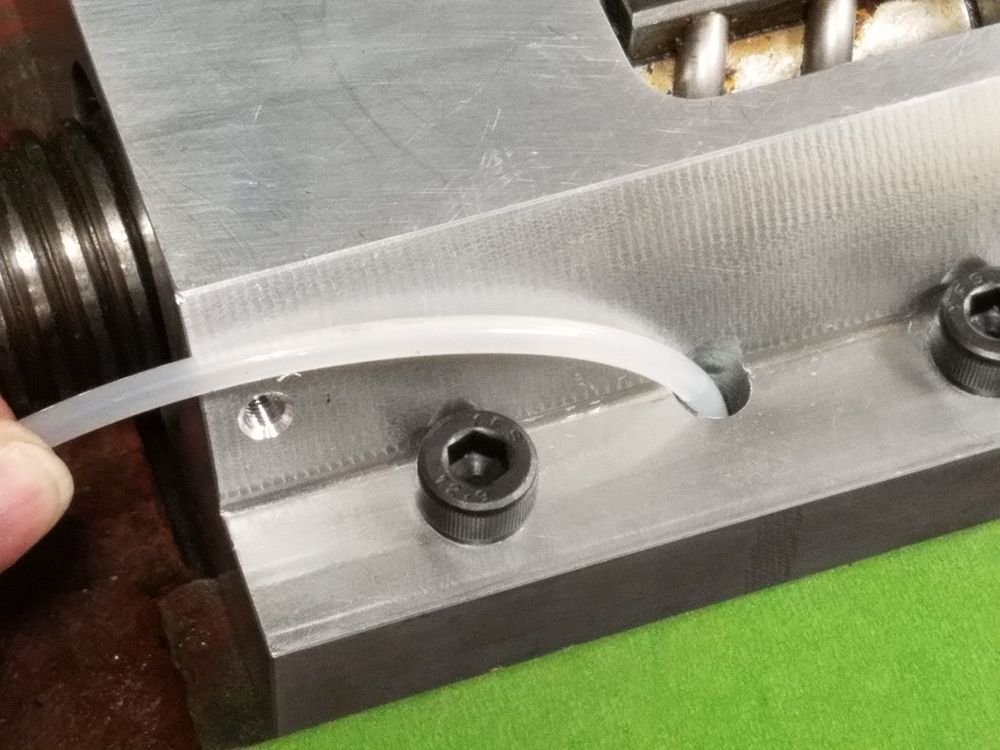Y Axis Lube line