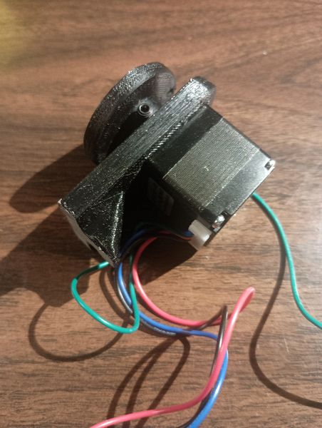 NEMA 11 Stepper with Bracket and Drive Hub